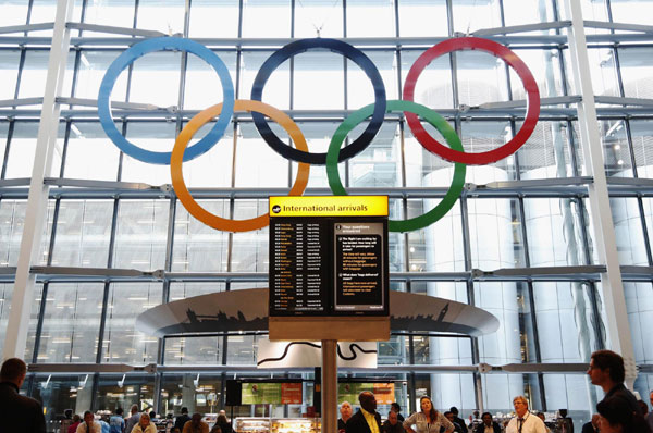 Airport unveils Olympic Rings for London Game
