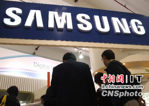 三星搶發WP8手機開啟B計劃 微軟諾基亞聯盟現裂痕