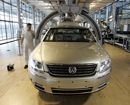 VW hopes Phaeton can lure China's rich