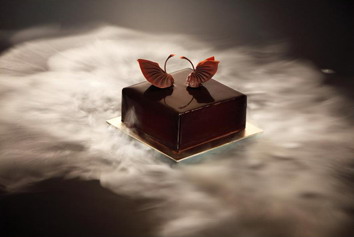 Holiland looks to new strategies in online market