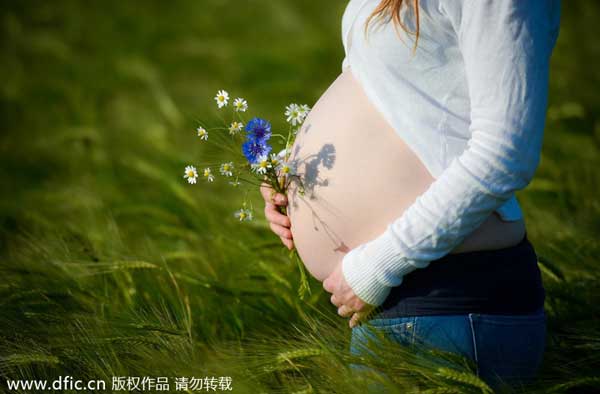 One Minute: Camera can lie, volunteers ensure security and police need protection