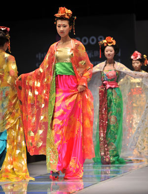 Fashion show: Enthralling Tang Dynasty
