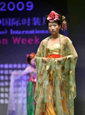 Fashion show: Enthralling Tang Dynasty