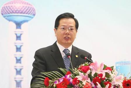 Forum discusses water origin and urban development