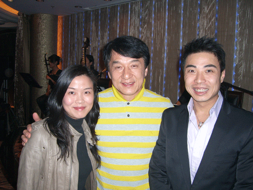 【香港回歸15年】專(zhuān)訪(fǎng)北京港餐廳老板顏釗鋒