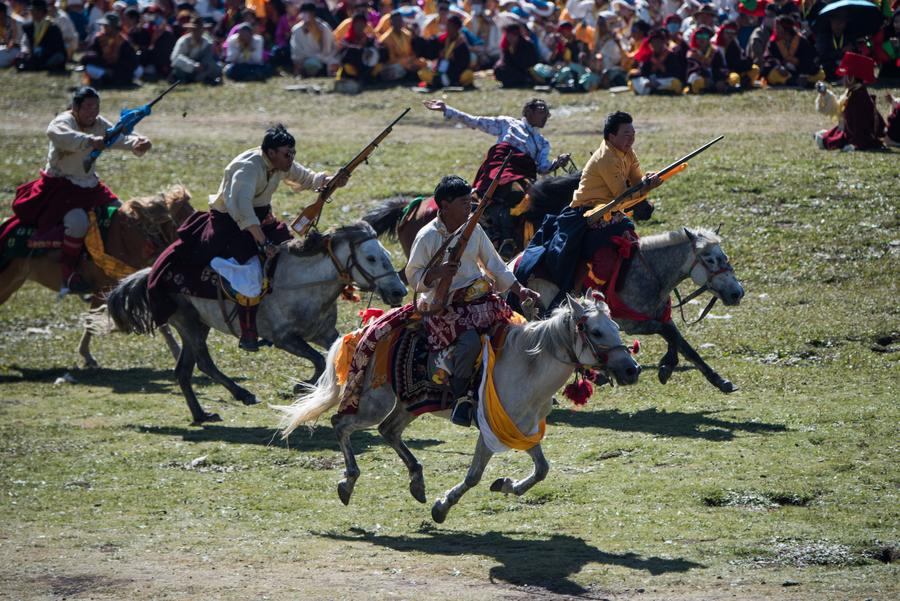 Tent festival kicks off in Shiqu, Sichuan province