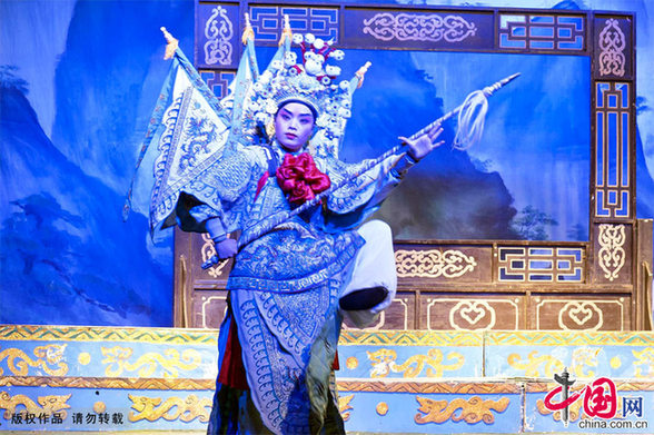 浙江：濃濃鄉(xiāng)情 婺劇的臺前幕后[組圖]