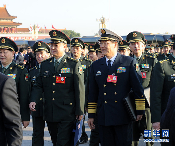 代表們步入人民大會堂