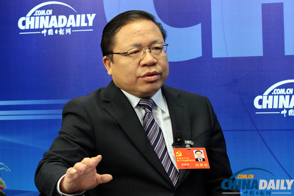 中國日報網專訪十八大代表、貴州省委常委、副省長秦如培[圖]