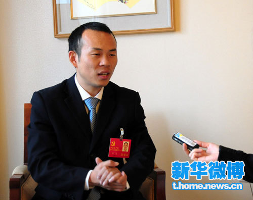 邢鐳：每個(gè)大學(xué)生村官都應(yīng)是“一顆種子”