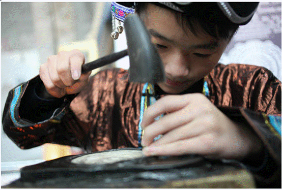 貴州銀飾:閃耀傳統工藝市場