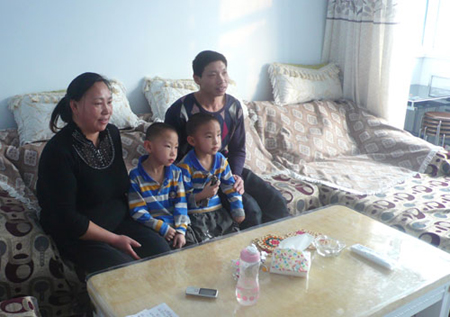 石河子大學實驗場200戶職工家庭新年喬遷新居