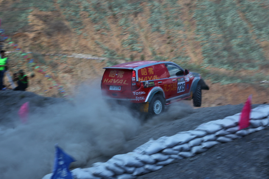 五月到昆明東川看英雄美女的盛宴