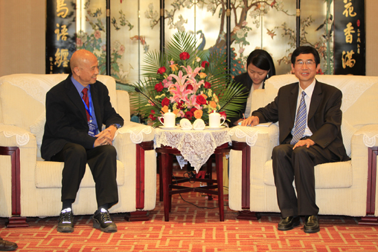 云南省宣傳部長趙金會見亞洲媒體代表團(tuán)