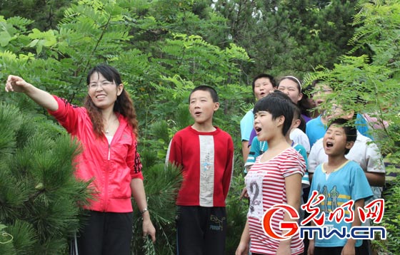 最美鄉村教師薛躍娥：山村教書25年的“傻姑娘”