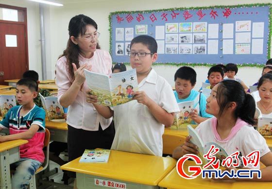 最美鄉村教師薛躍娥：山村教書25年的“傻姑娘”