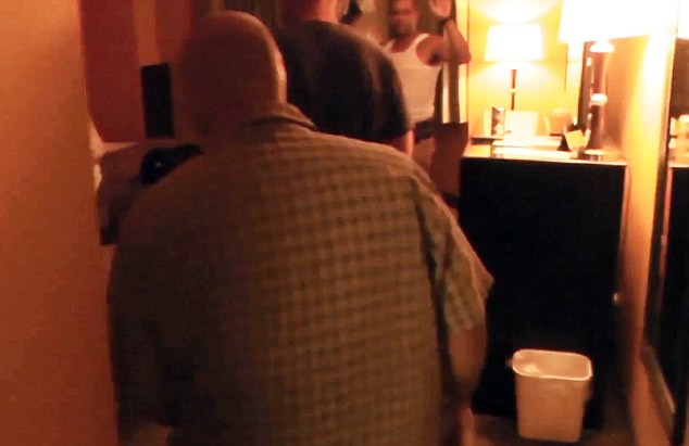 FBI全國嚴(yán)打兒童賣淫解救105人(組圖)