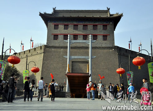 城墻開城門迎接第六屆網(wǎng)媒采訪團