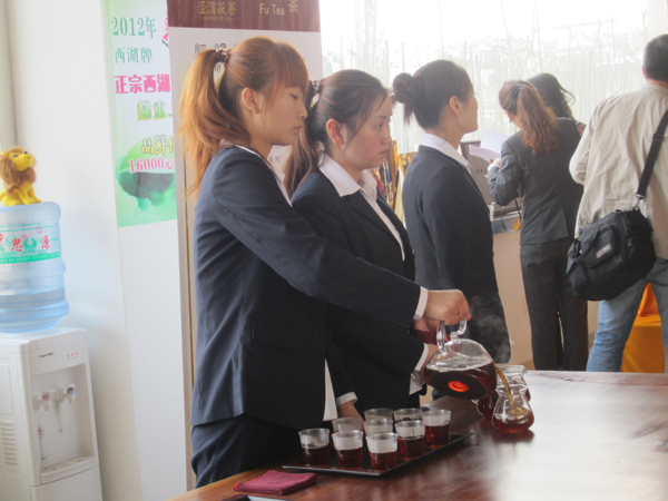 品涇渭茯茶 “憶”絲路流香 解“金花”奧秘