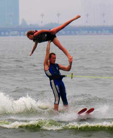 澳大利亞隊沂河試水