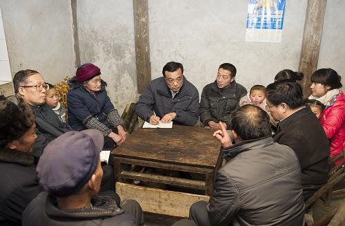 李克強：問需于民問計基層做好中西部開放發展扶貧攻堅大文章
