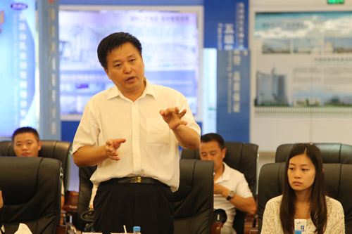 網絡媒體龍江行第一站：探訪哈爾濱完達山乳業公司