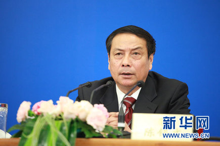 委員參加全國(guó)政協(xié)十一屆四次會(huì)議記者會(huì)