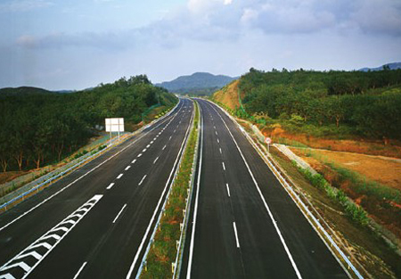 樂東地產(chǎn)精彩無限 八大優(yōu)勢繽紛呈獻(xiàn)