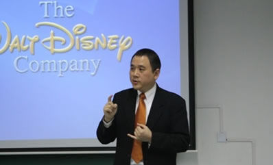 迪士尼大中華區行政總裁：保證上海樂園不會小