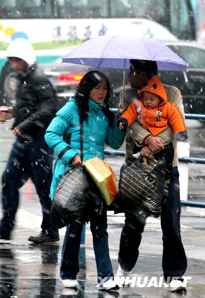 上海迎來(lái)今冬最明顯降雪 日最低氣溫將跌破“冰點(diǎn)”