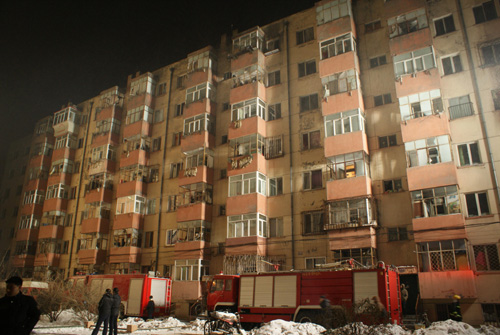 哈爾濱一居民樓燃氣爆炸 樓板坍塌3人受傷