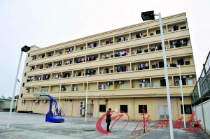 廣東東莞查封一家大型賭場 數(shù)名公安人員被免職