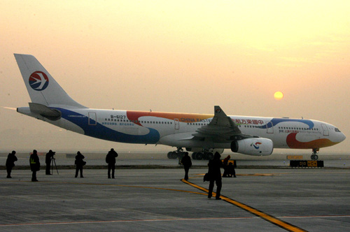 上海虹橋機場第二跑道試飛成功