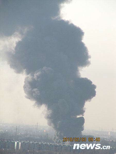 北京豐臺一汽車銷售維修中心上午發生火災(圖)