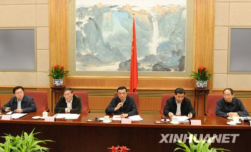 國務(wù)院設(shè)立食品安全委員會(huì) 李克強(qiáng)任主任