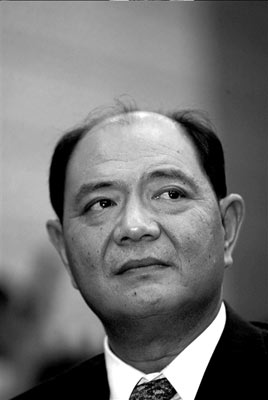 唐弢之子被關在秦城監獄 動用3億還人情債