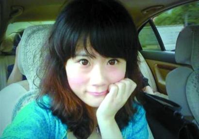 山東新泰稱網(wǎng)上所傳照片非23歲女副局長本人