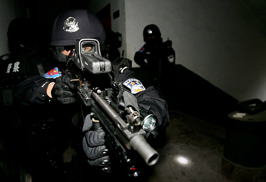 重慶“獵豹”反恐突擊隊(duì)首次亮相(圖)