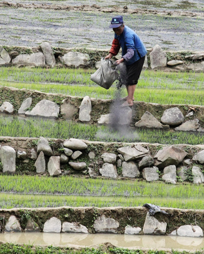 旱區(qū)處處忙春耕