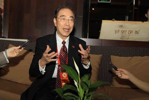 楊孫西：呼吁重視與年輕一代華商溝通交流