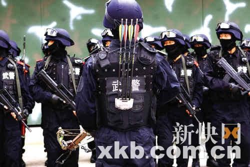 廣州武警特戰(zhàn)隊配發(fā)反恐儀器備戰(zhàn)亞運安保