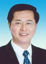 張春賢兼任新疆生產(chǎn)建設(shè)兵團(tuán)黨委第一書記 車俊任政委