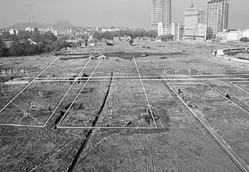 江蘇鎮(zhèn)江毀千年糧倉(cāng)遺址建樓盤 被曝光后叫停