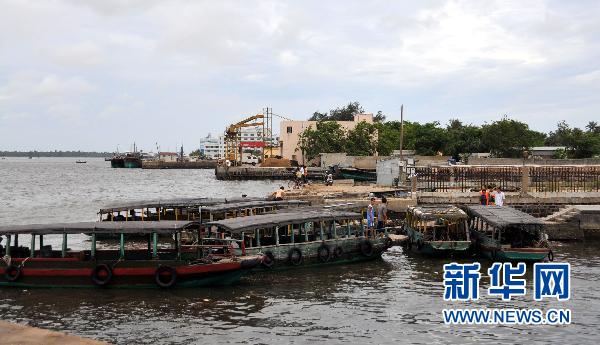 臺風(fēng)“燦都”已在廣東吳川登陸 預(yù)計今晚進(jìn)入廣西