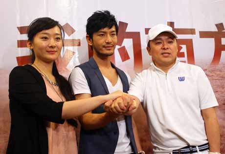 黃曉明錄制抗洪救災(zāi)公益歌曲《我的南方》