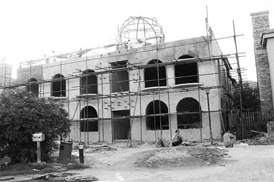 北京亦莊別墅查出違建503處 城管部門近日將陸續拆除