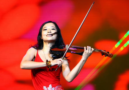 新東城文藝演出 區干部集體亮相