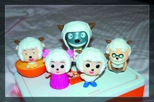 盜夢陀螺熱銷片方后知后覺 電影衍生品市場被忽略了?