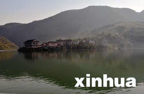 三峽：高峽平湖好風光