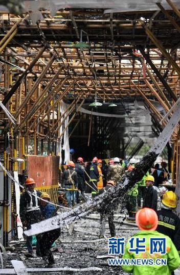 上海火災(zāi)事故傷員得到有效救治(圖)